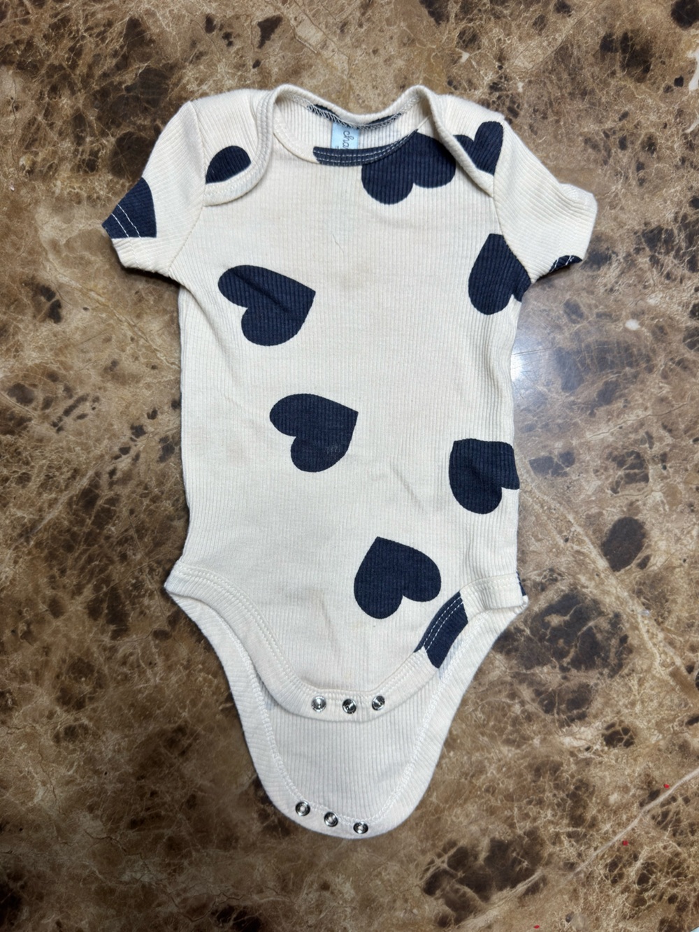 Cream Ribbed Heart-Print Snap Onesie - Navy Hearts